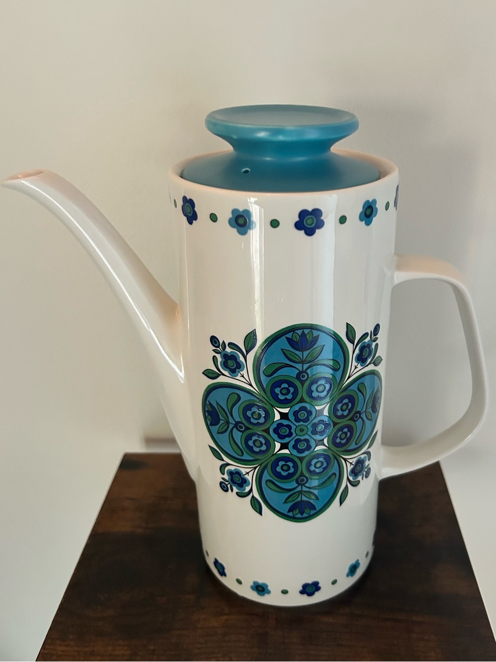 vintage 1960’s J & G Meakin "Impact" pattern coffee pot